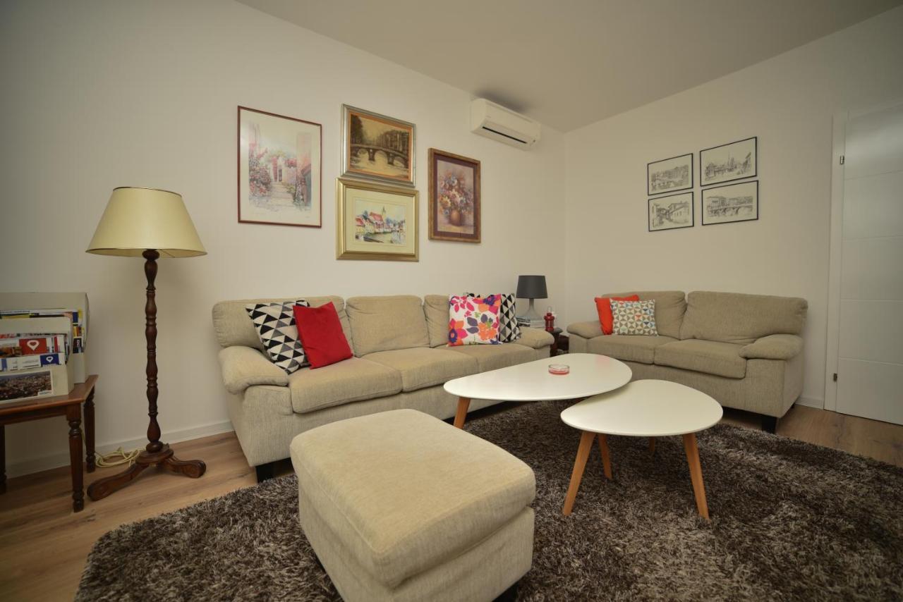 Apartman Slatki Dom 1 SJJ Extérieur photo